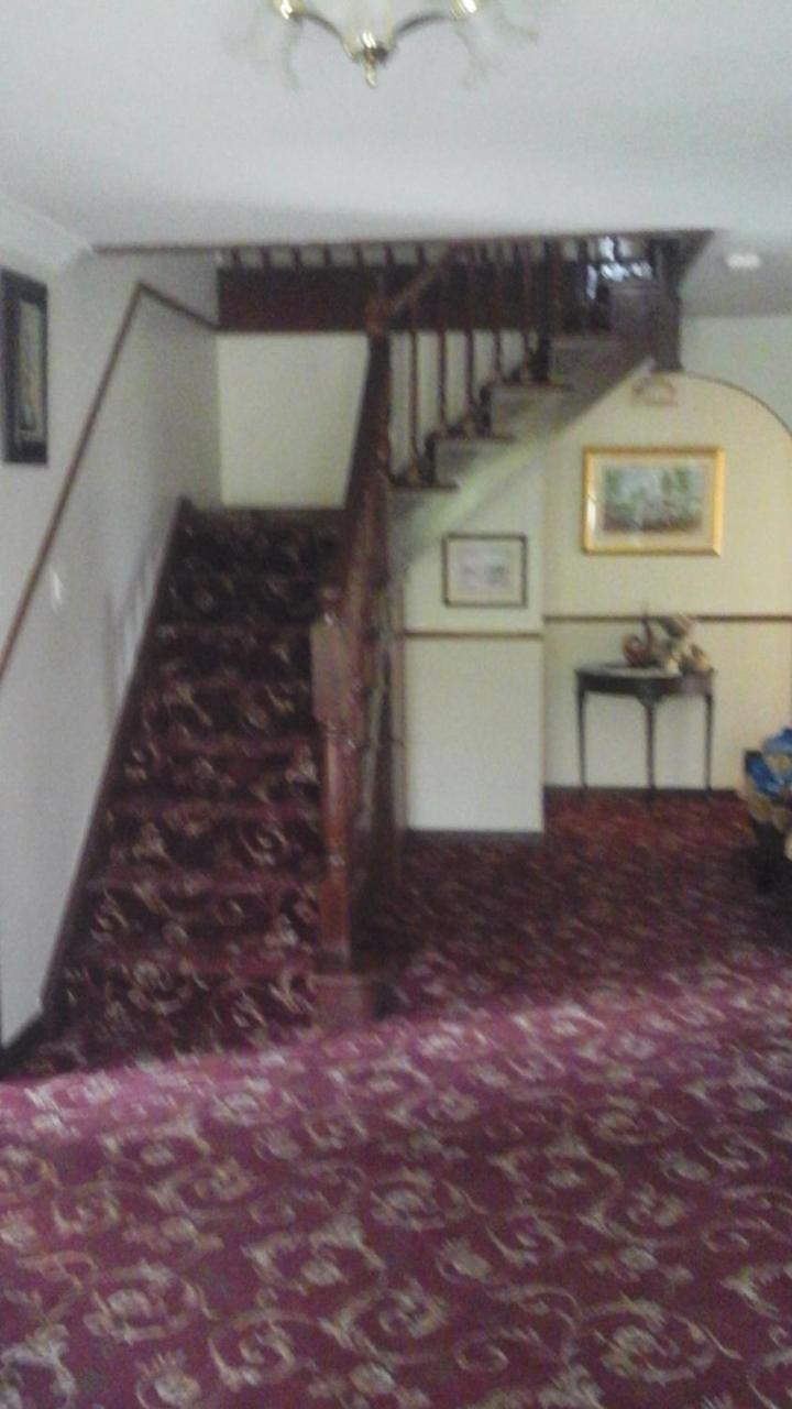 Tir Na Nog B&B Cashel  Exteriör bild